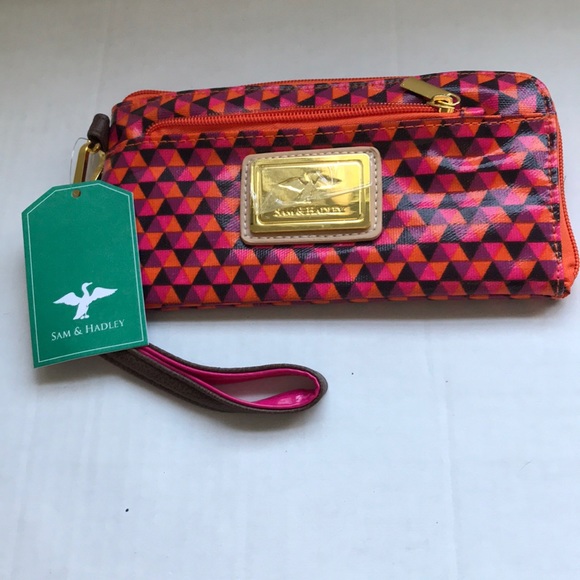 Sam & Hadley Handbags - SAM & HADLEY CHECK VINYL WRISTLET